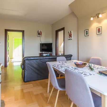 Apartament 32 Apartment